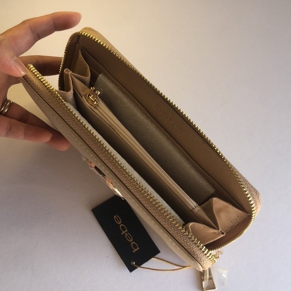 BEBE Melendy Zip Around Wallet Beige - Picture 5 of 7